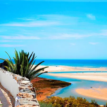 Casa Do Levante3 Bedrooms With Sea View Ferienhaus
