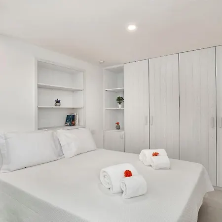 別荘 Casa Do Levante3 Bedrooms With Sea View ヴィーラ・ノーヴァ・デ・カセラ